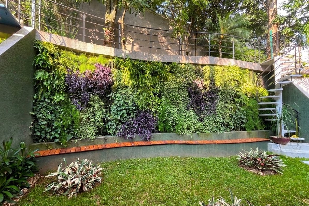 Jardim vertical moderno em São Paulo