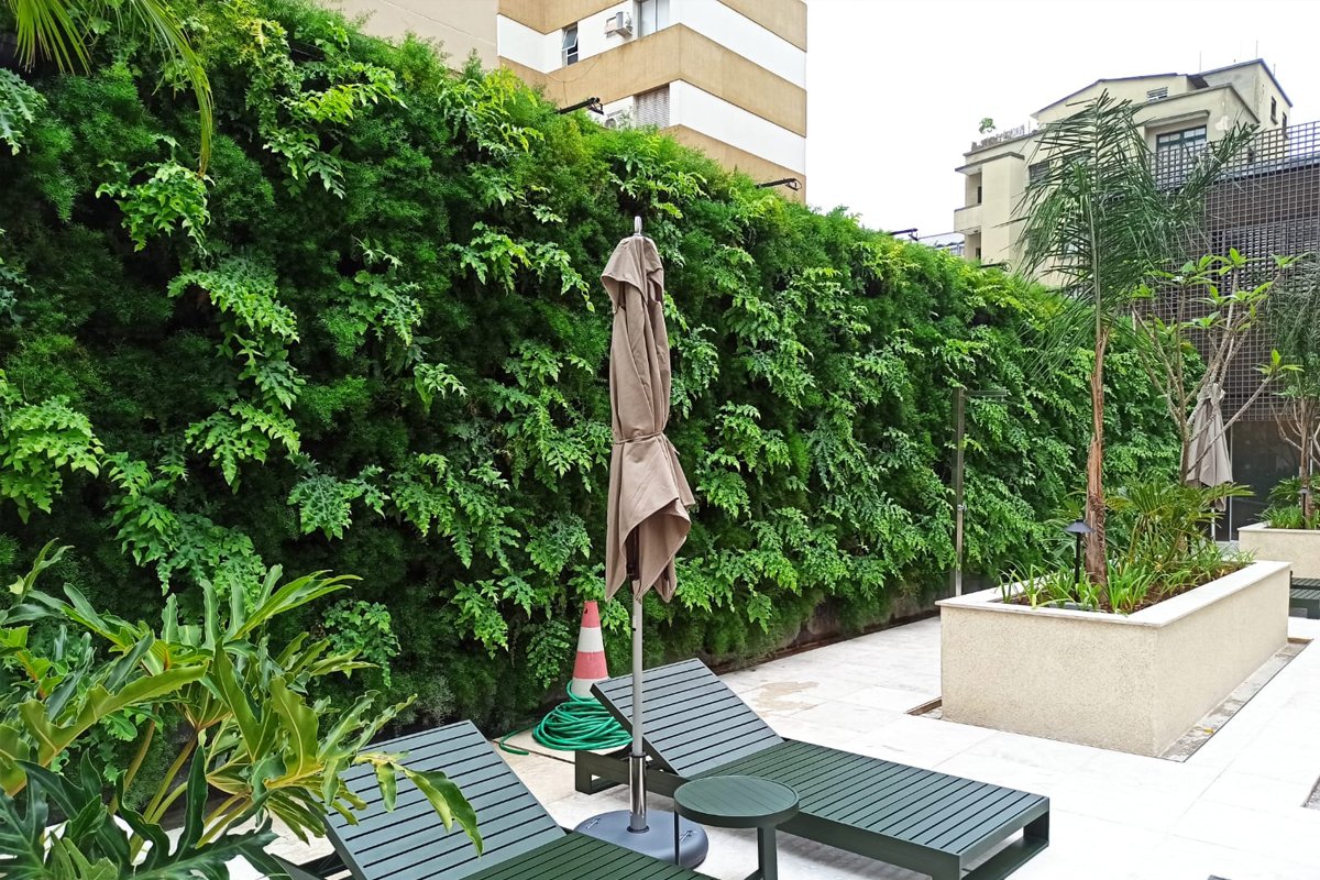 Jardim vertical moderno em São Paulo